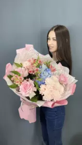 Сборный букет «Прелесть»