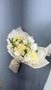 Сборный букет «Шарм»