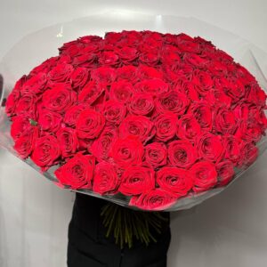 Букет из 101 розы Ред Наоми 70 см