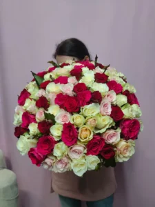 Букет из 101 розы микс